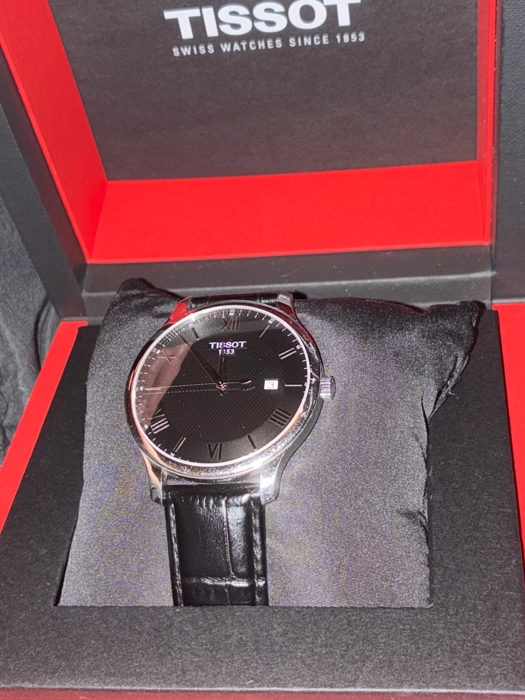 Tiffany & Co. Jewelry Set & Tissot Watch image indicator(2)