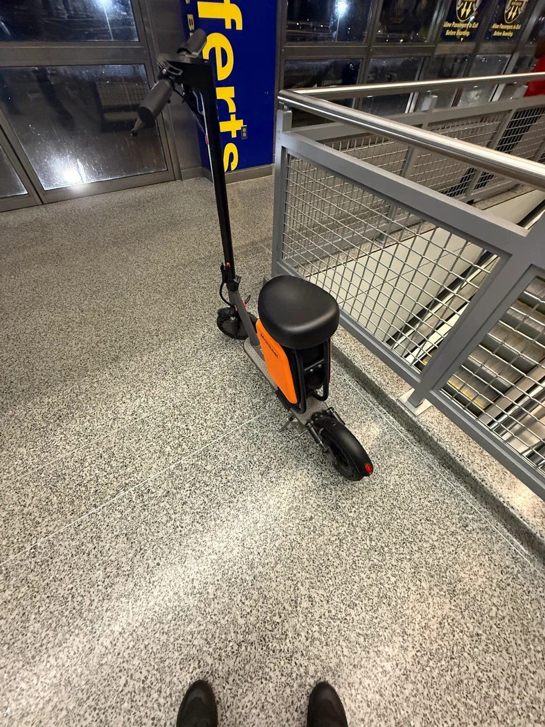VOLPAM Electric Scooter 500W dual suspension
