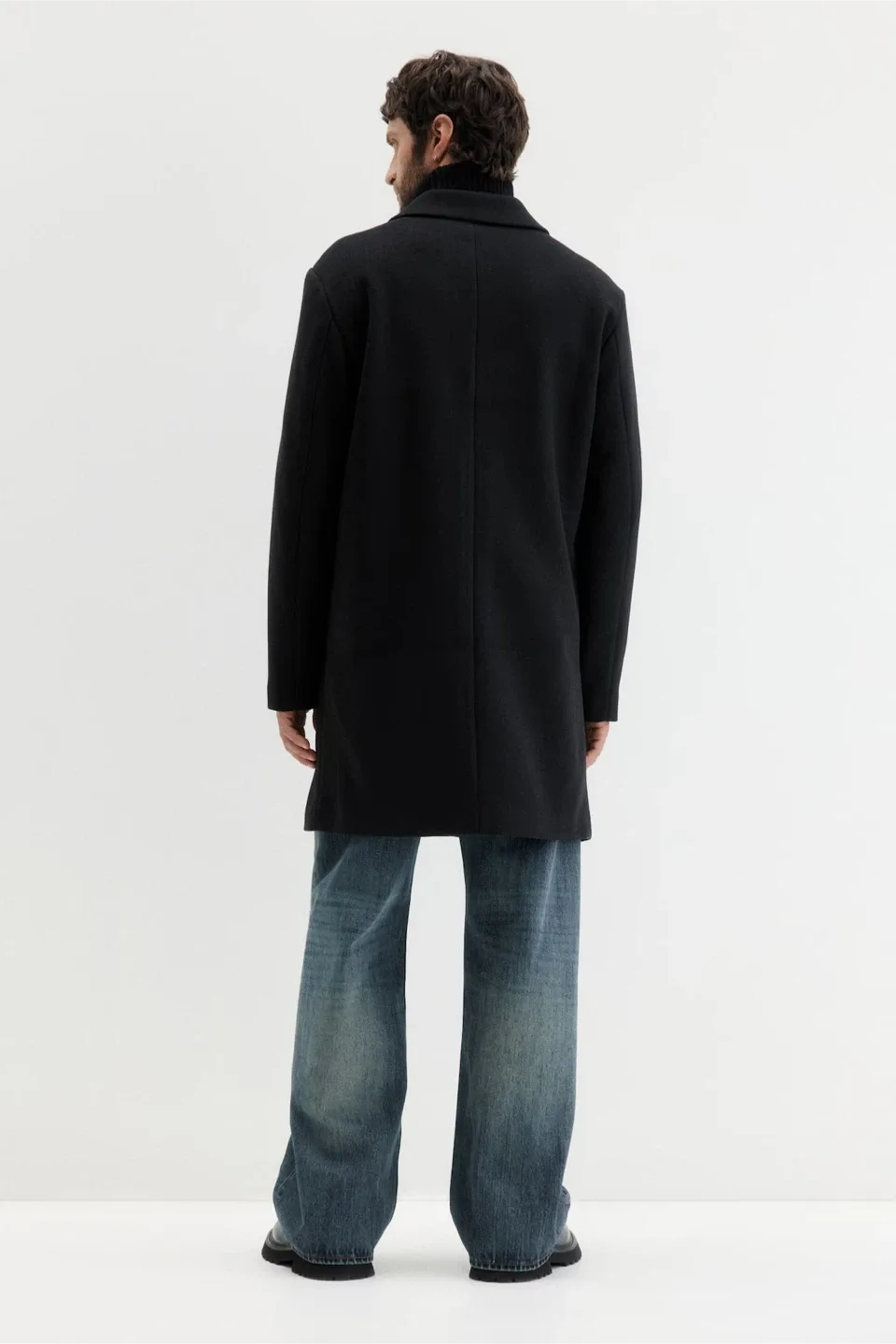 Men's Black Wool Blend Single Breasted Overcoat(Size:44R) image indicator(2)