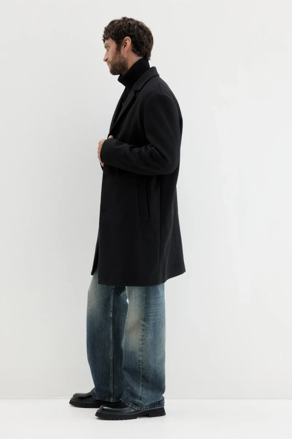 Men's Black Wool Blend Single Breasted Overcoat(Size:44R) image indicator(5)