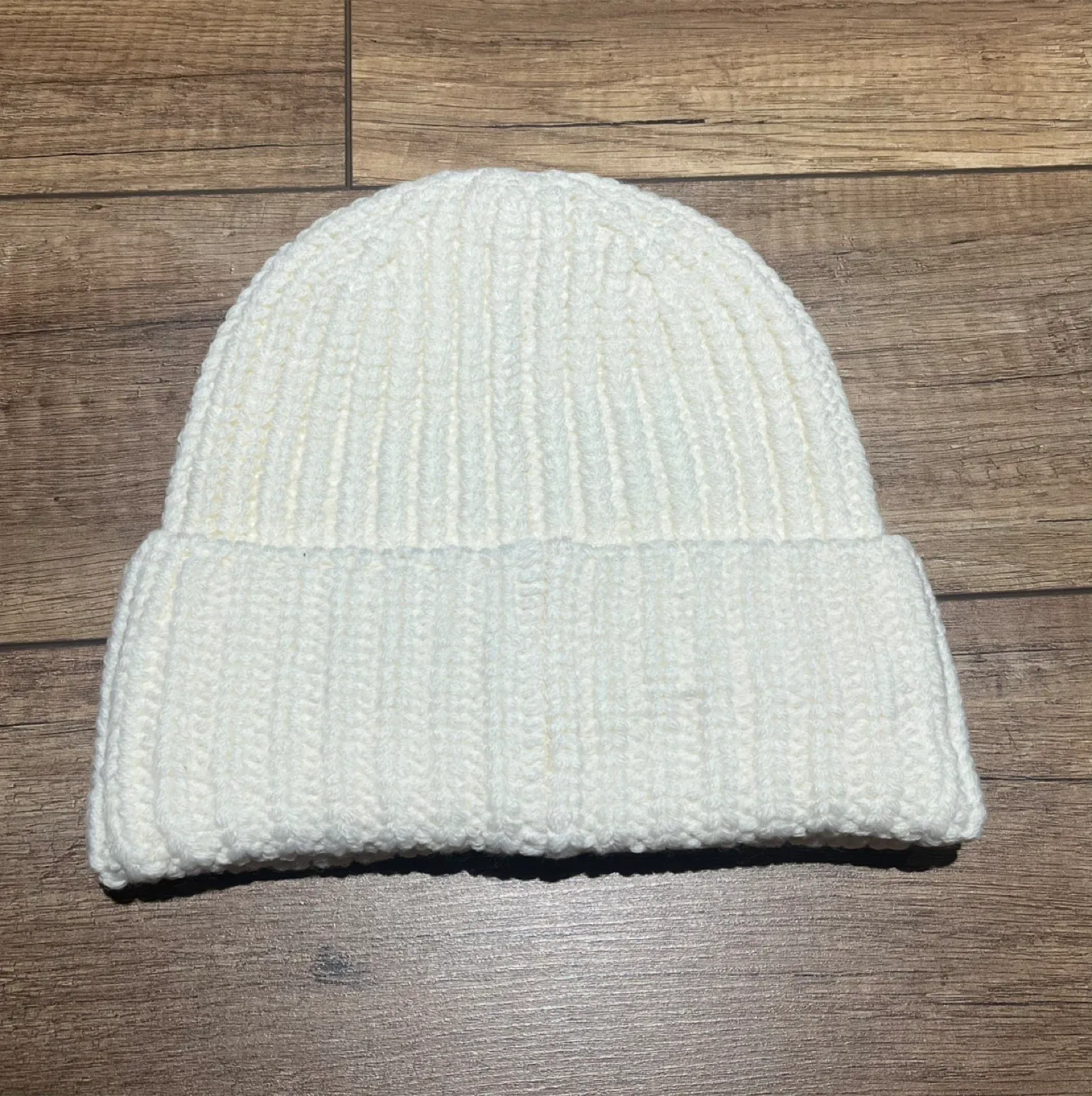 Louis Vuitton White Beanie image indicator(2)