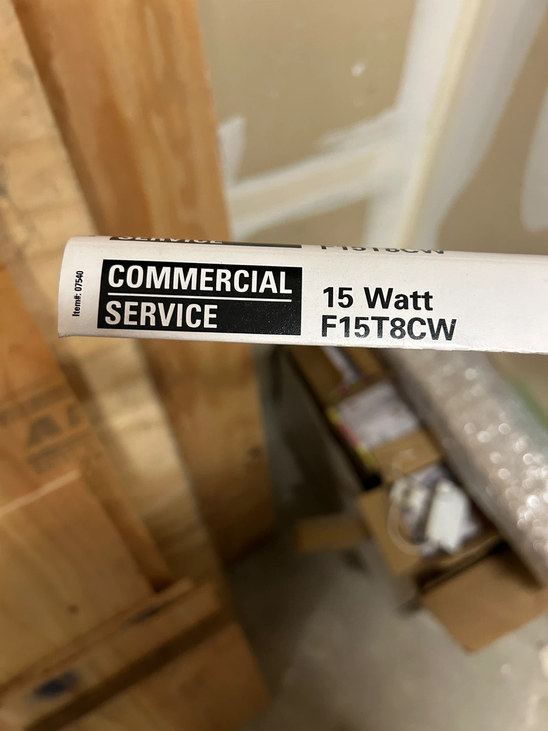 7 Brand new 15 Watt F15T8CW Light Tube