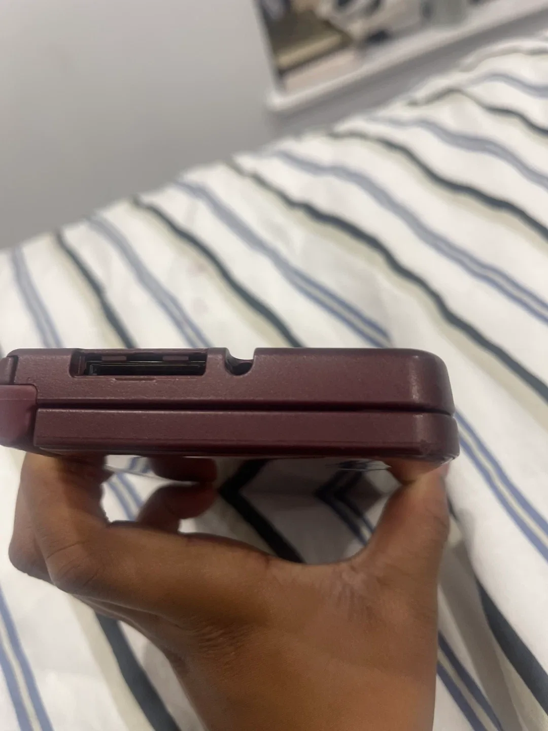 Nintendo DS XL - Burgundy image indicator(3)