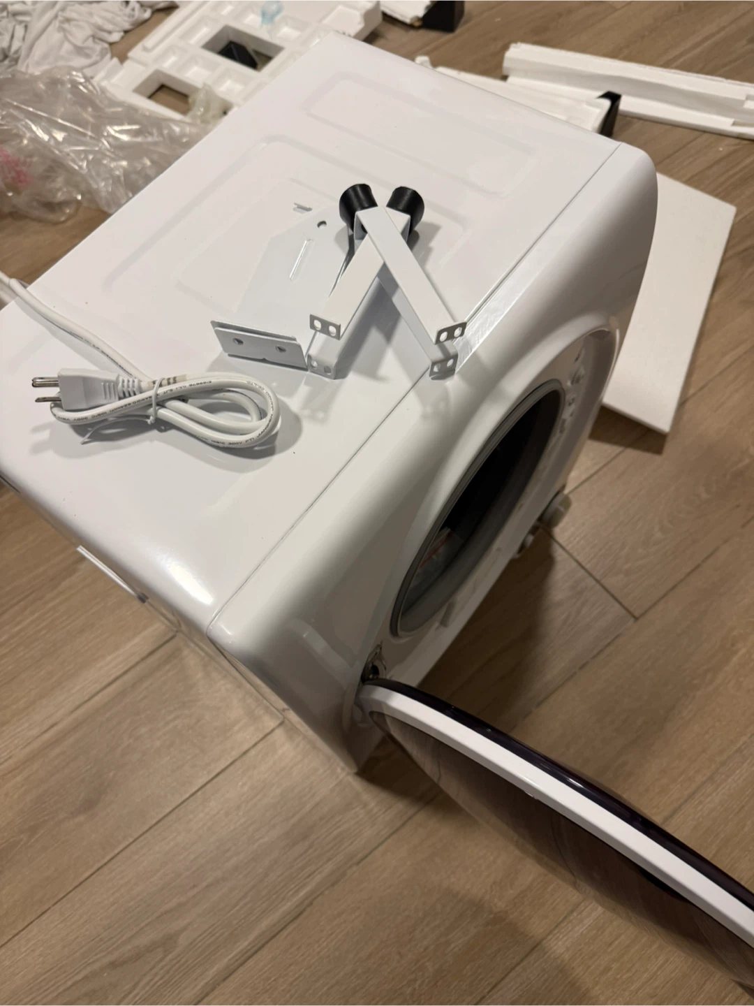 New Magic Chef Compact Electric Laundry Dryer - photo 2