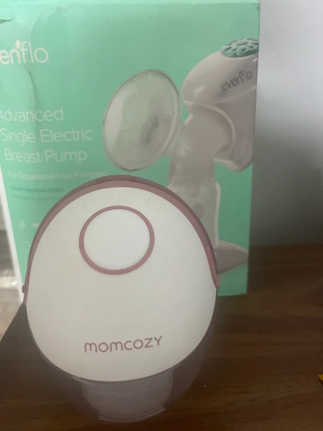 Momcozy m6  & Evenflo Breast pump