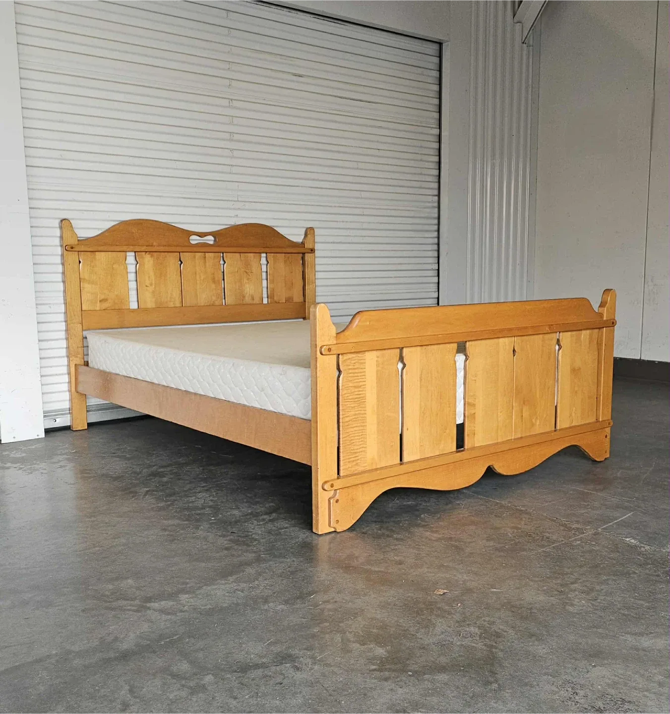 Solid maple double size bed frame with box spring image indicator(2)