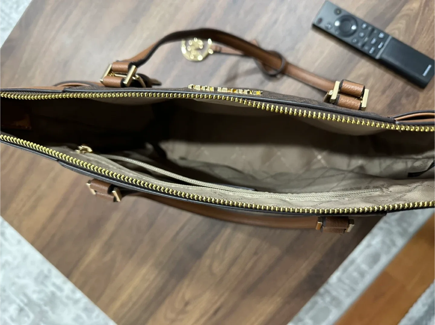 Michael Kors Tote Bag - Brown image indicator(3)