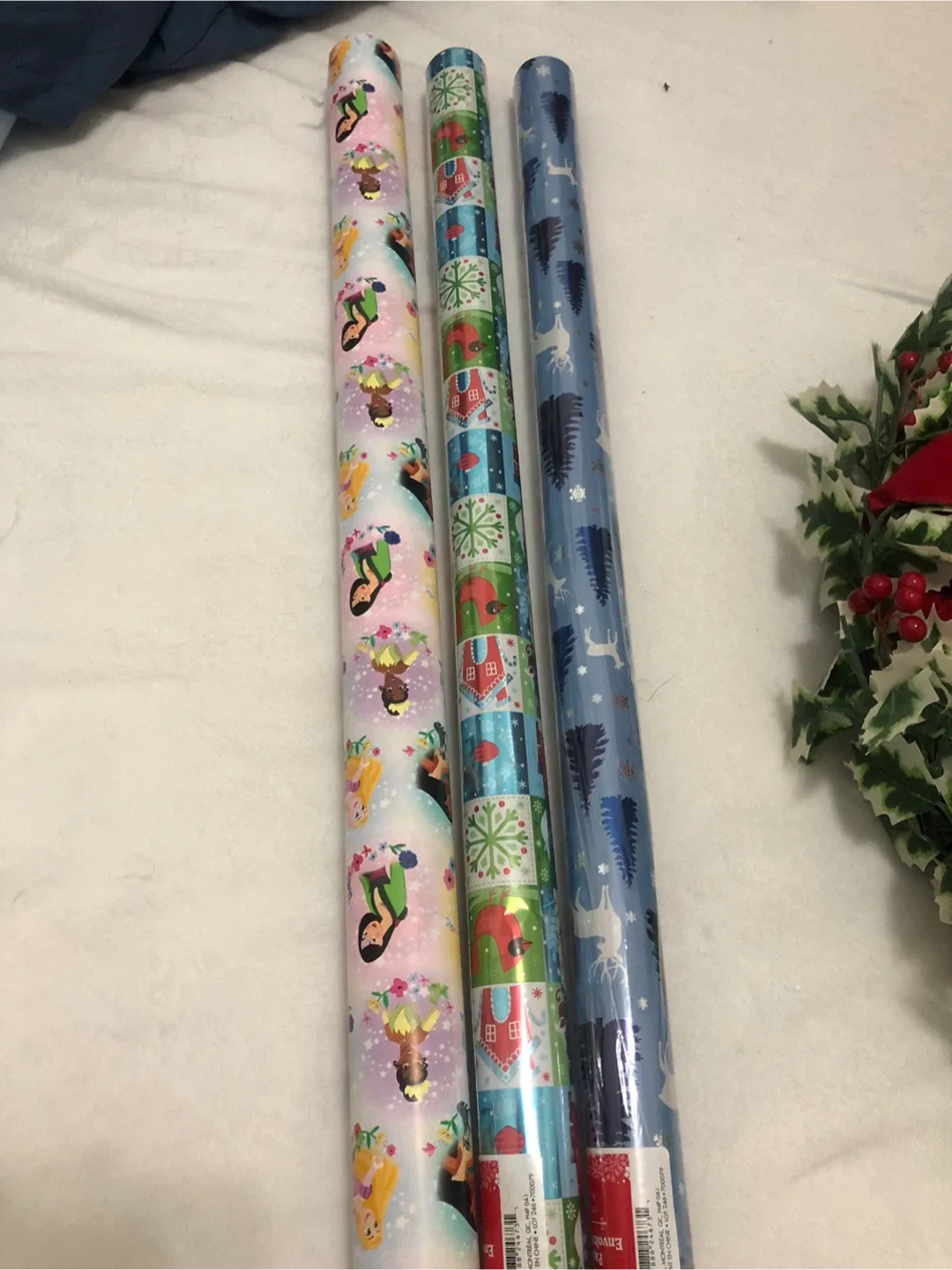 Wrapping Paper Rolls - Assorted Designs ,4 pcs image indicator(5)