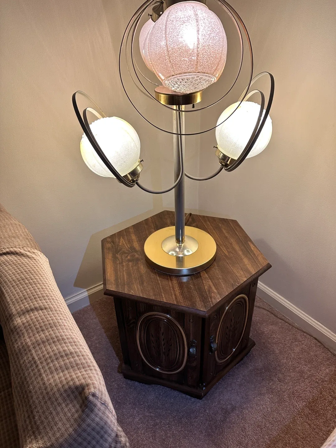 Vintage Mid-Century Modern Saturn Lamp