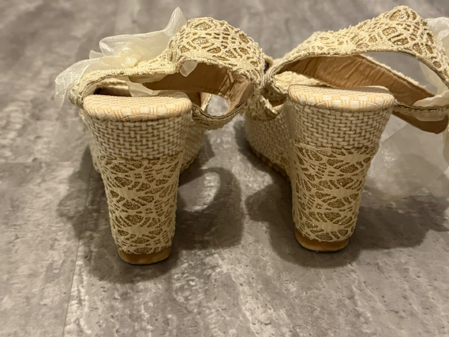 Woven Wedge Sandals with Bow Detail image indicator(3)