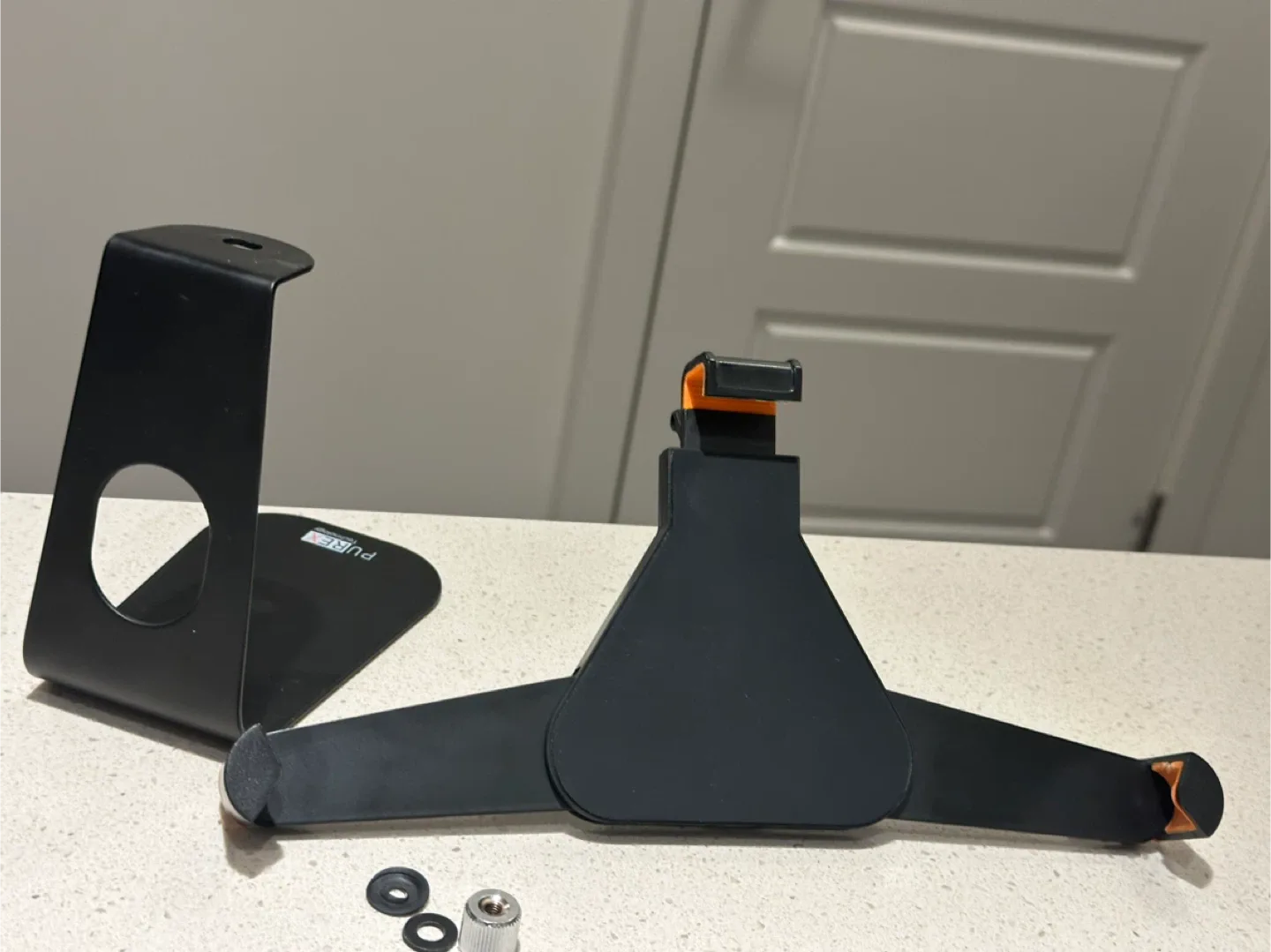 Keyboard headphone tablet stand magnifier umbrella image indicator(6)