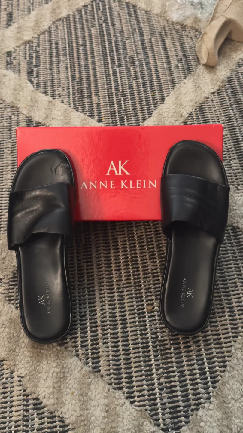 Anne Klein Black Leather Slides Size 8