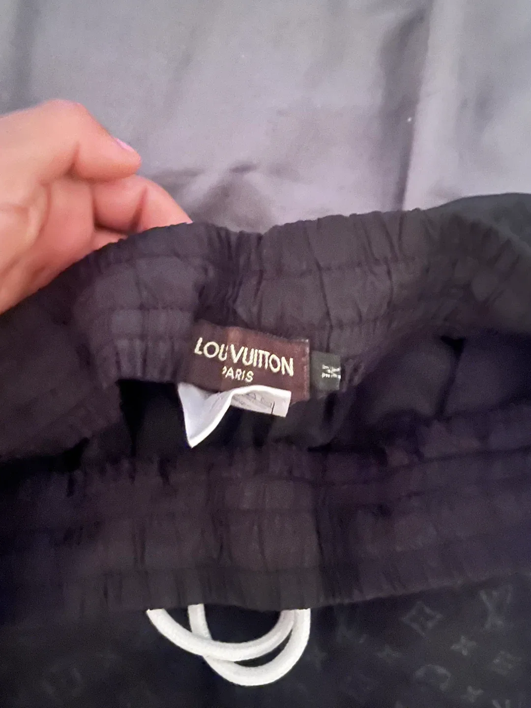 Louis Vuitton Black Swim Shorts - Size M image indicator(2)