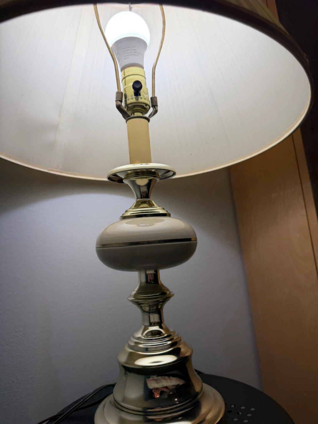 Vintage Table Lamp with Pleated Shade - photo 2