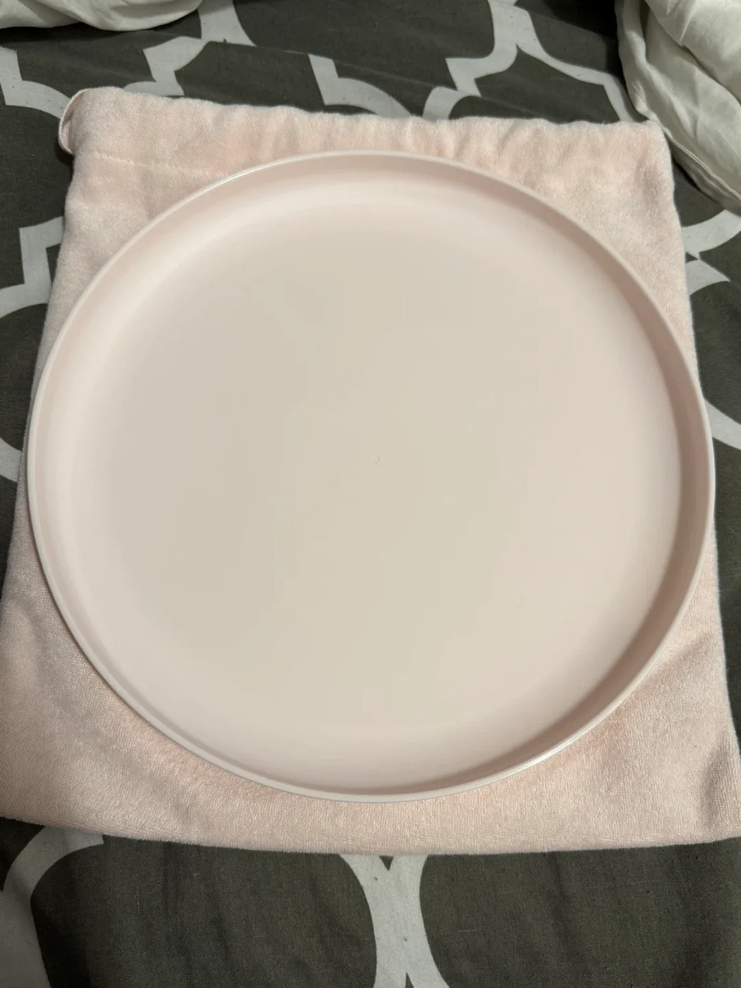 Burberry Her Frisbee with Pouch image indicator(3)