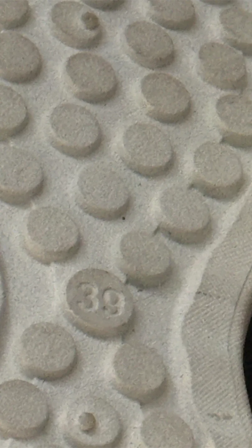 Black Knit Slip-On Sneakers - Size 39 image indicator(5)