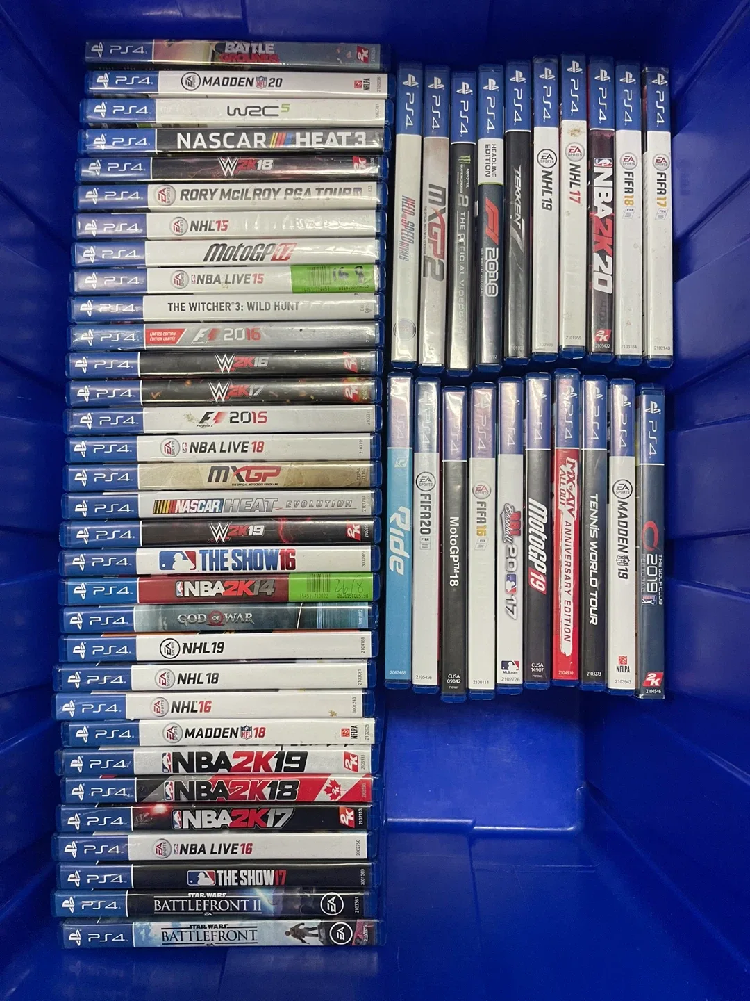 PS4 Games Bundle - Assorted Titles image indicator(2)