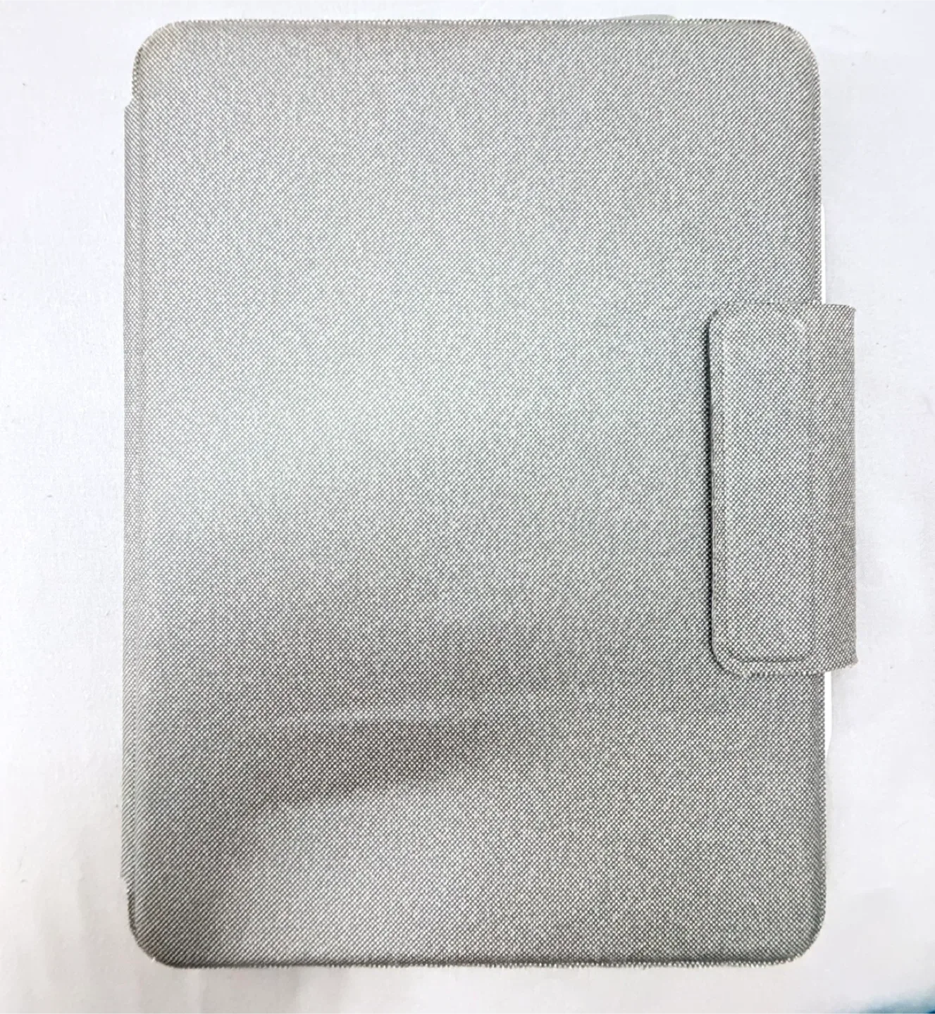 Logitech Folio Touch keyboard case image indicator(2)