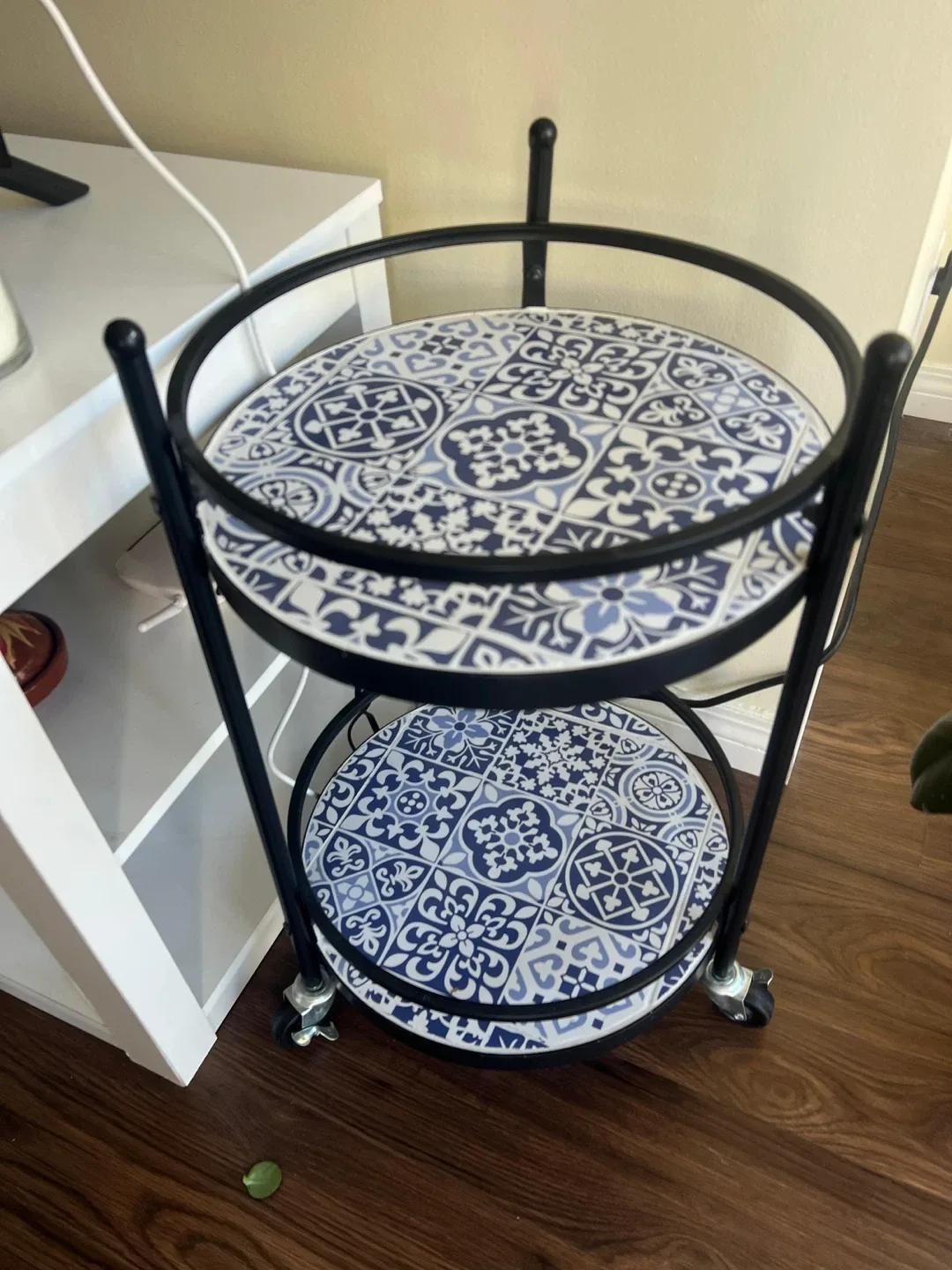 Rolling Bar Cart with Blue Tile Pattern image indicator(2)