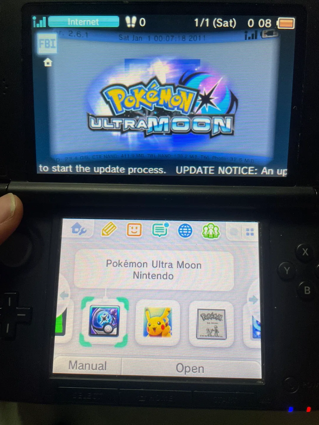 Nintendo 3DS XL with Pokémon Games and Stylus image indicator(5)
