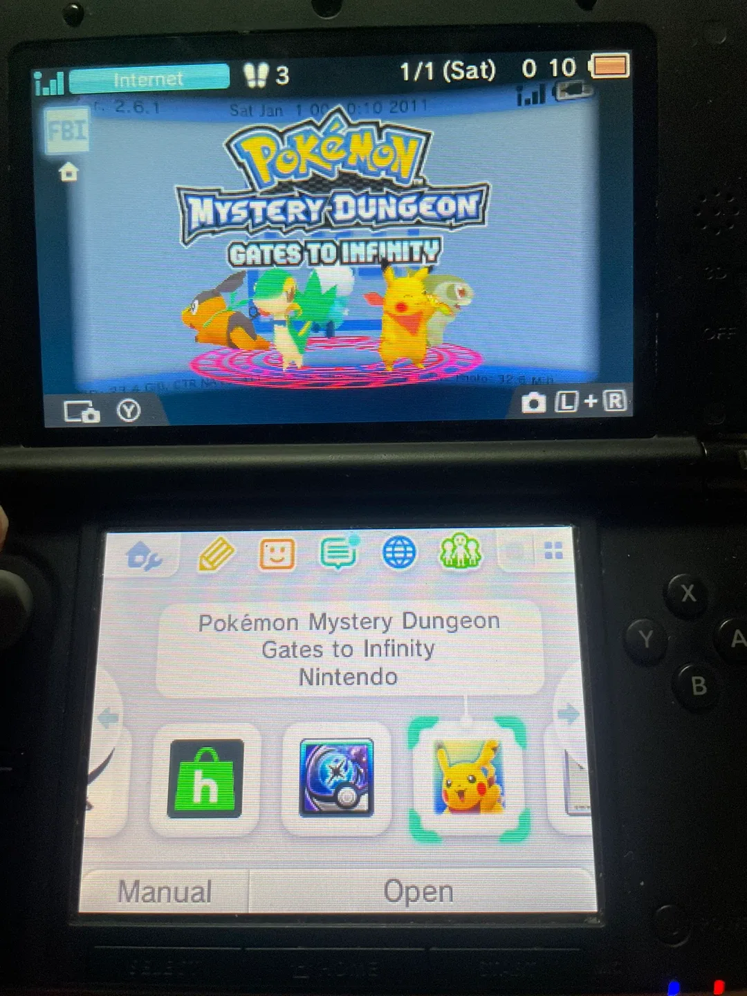 Nintendo 3DS XL with Pokémon Games and Stylus image indicator(6)