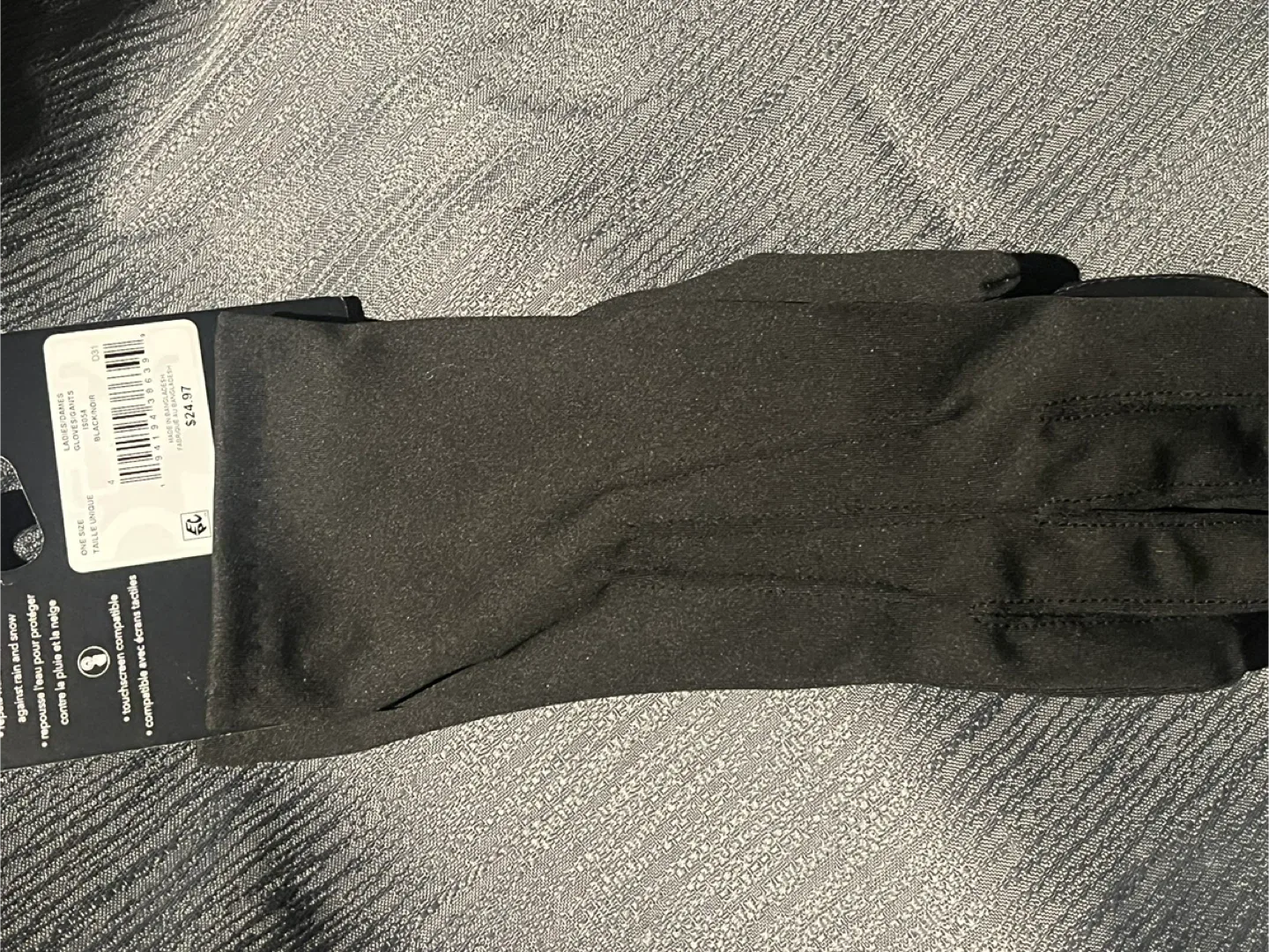 Isotoner Women's Gloves - Black, One Size image indicator(3)