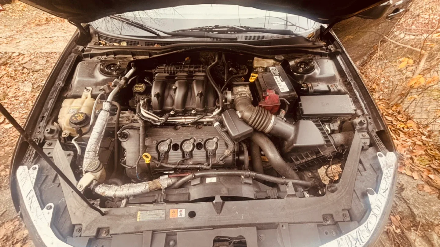 Vendo vehículo Ford fusión del 2012 de 3.0 image indicator(4)