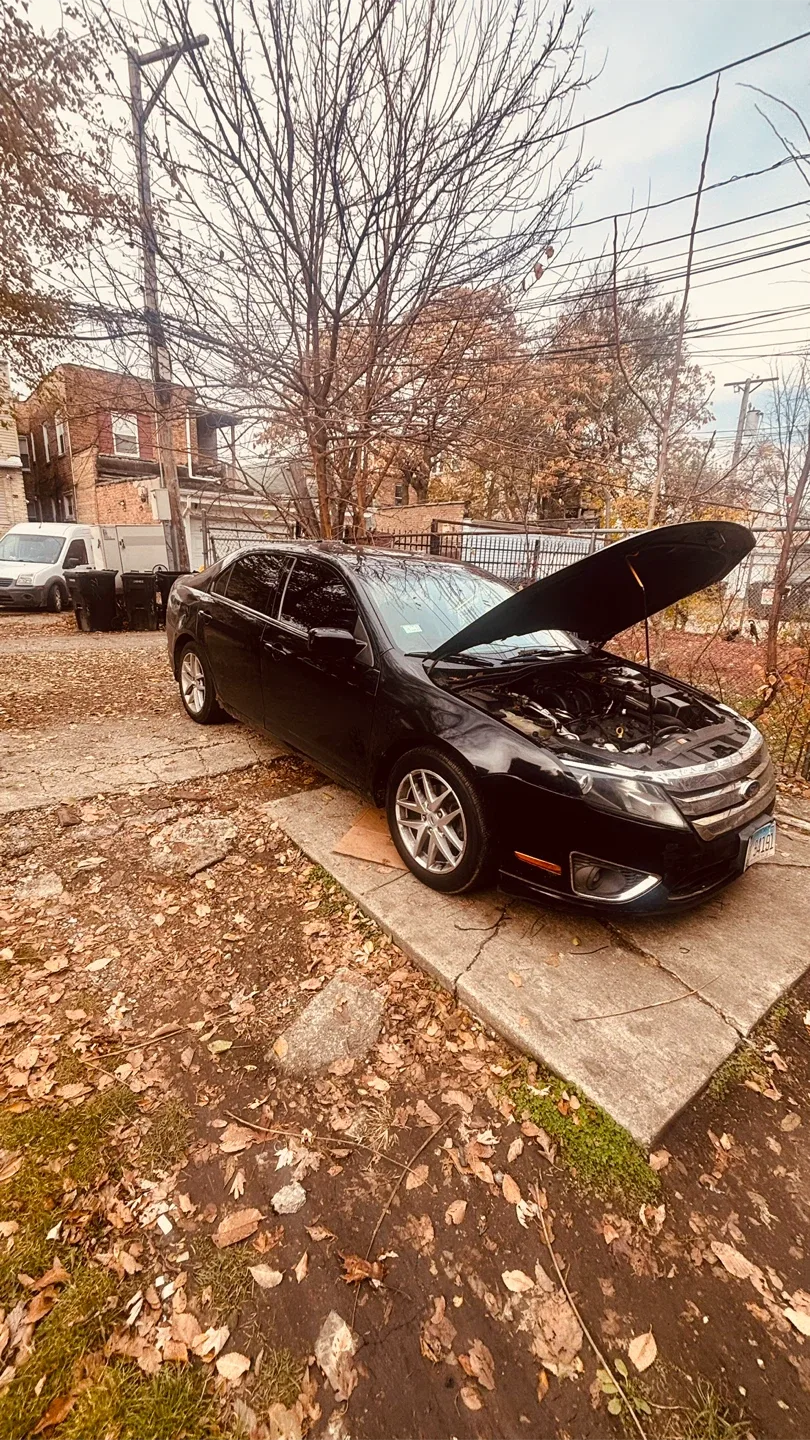Vendo vehículo Ford fusión del 2012 de 3.0 image indicator(3)