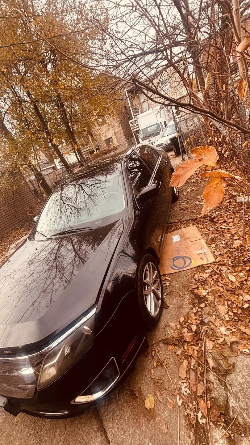 Vendo vehículo Ford fusión del 2012 de 3.0 image indicator(2)