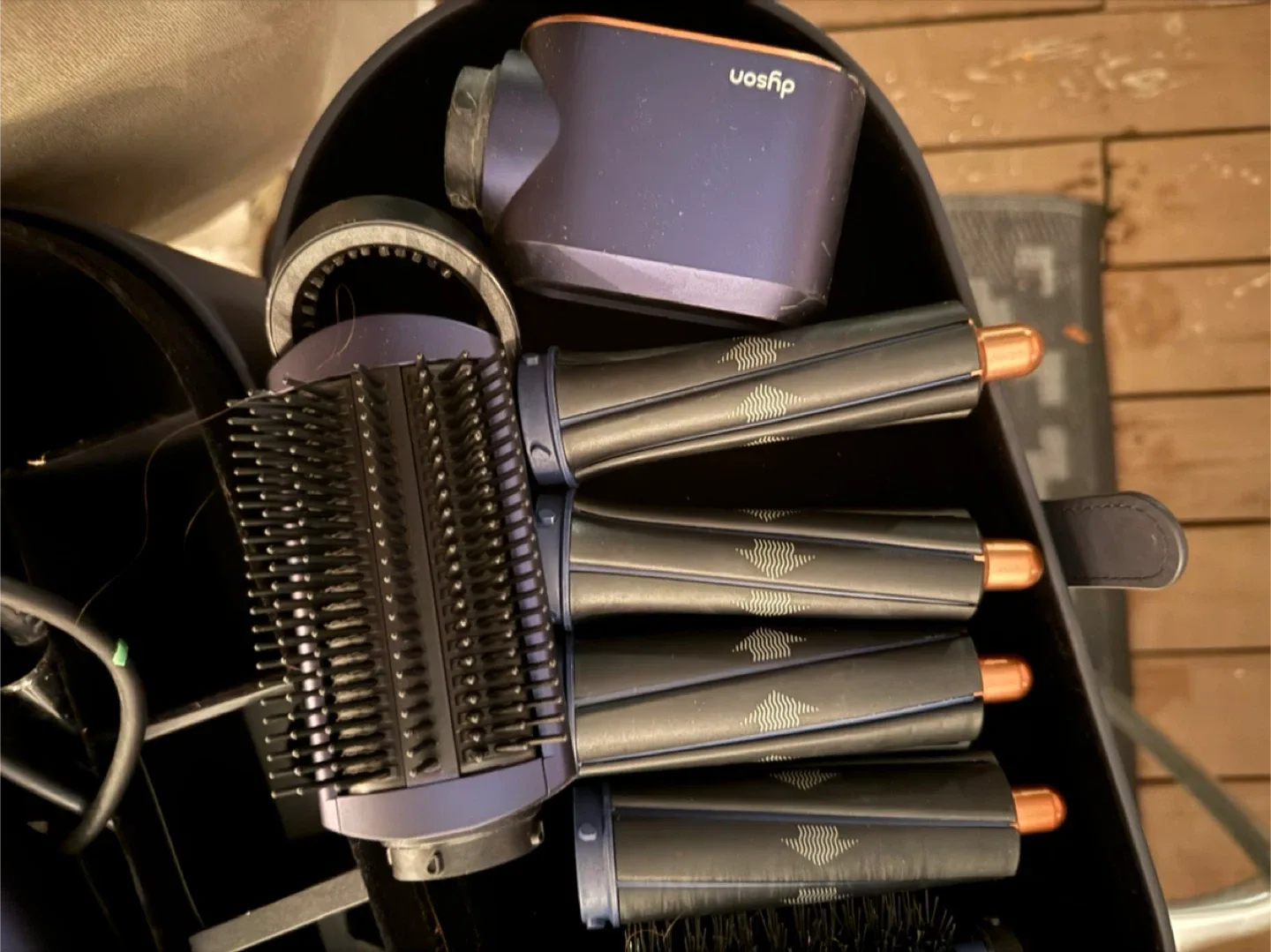 Dyson Airwrap HS01 Complete Multi Styler Navy Blue image indicator(4)