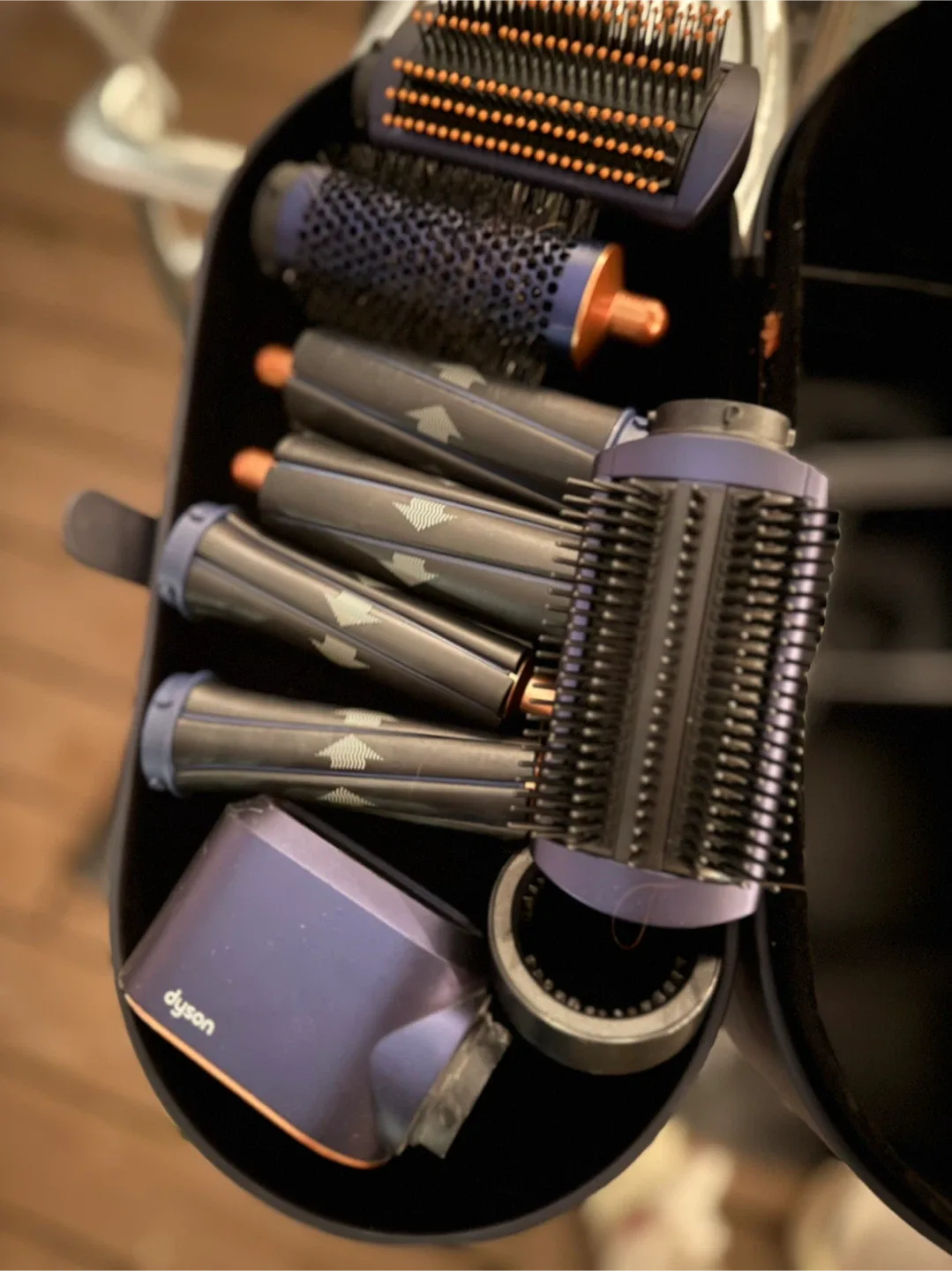 Dyson Airwrap HS01 Complete Multi Styler Navy Blue image indicator(3)