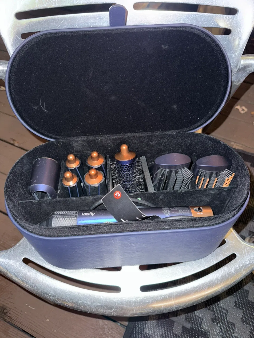 Dyson Airwrap HS01 Complete Multi Styler Navy Blue image indicator(8)