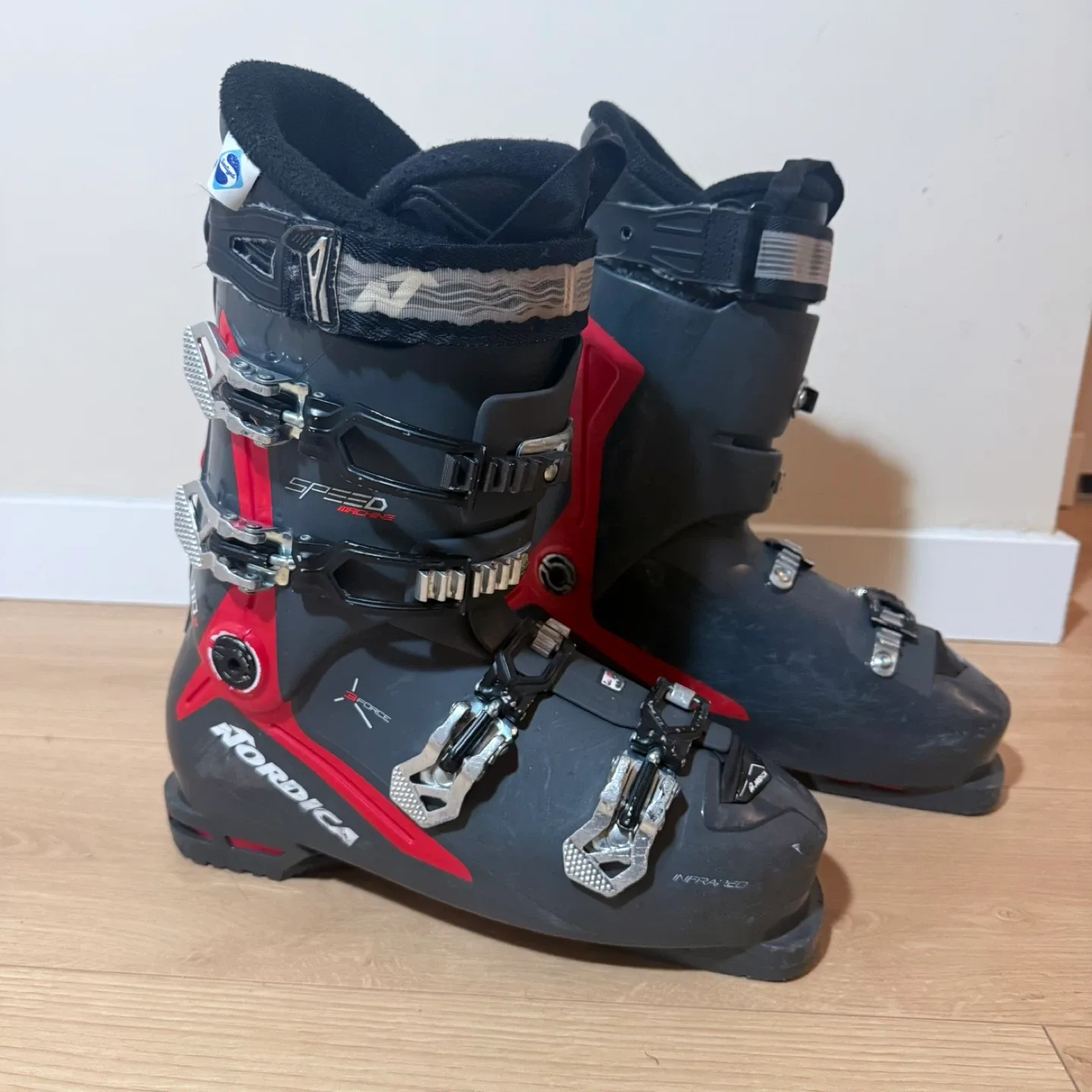 Nordica Speedmachine 110 Ski Boots - 28.5 image indicator(2)