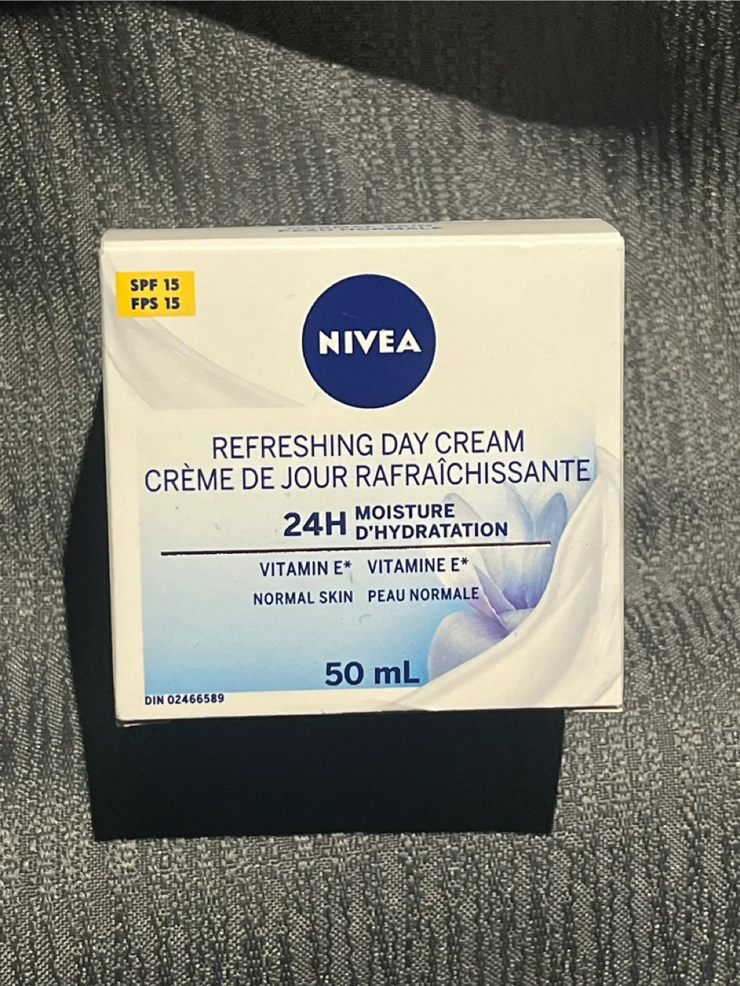 Nivea Refreshing Day Cream SPF 15 - 50 mL