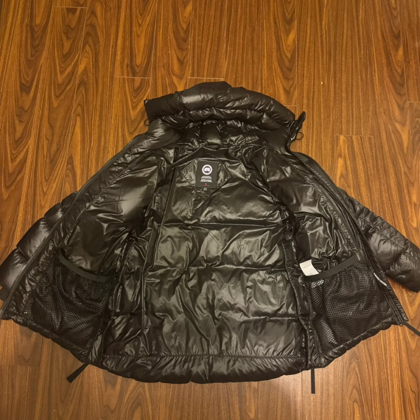 Canada Goose Puffer Jacket - Black image indicator(4)