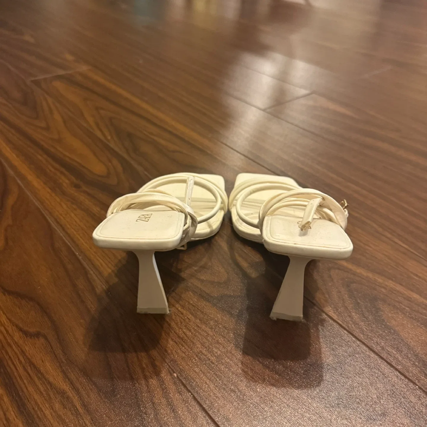 Zara Heeled Strappy Sandals - Size 7.5 image indicator(4)
