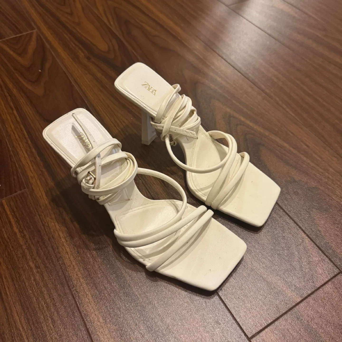 Zara Heeled Strappy Sandals - Size 7.5 image indicator(2)