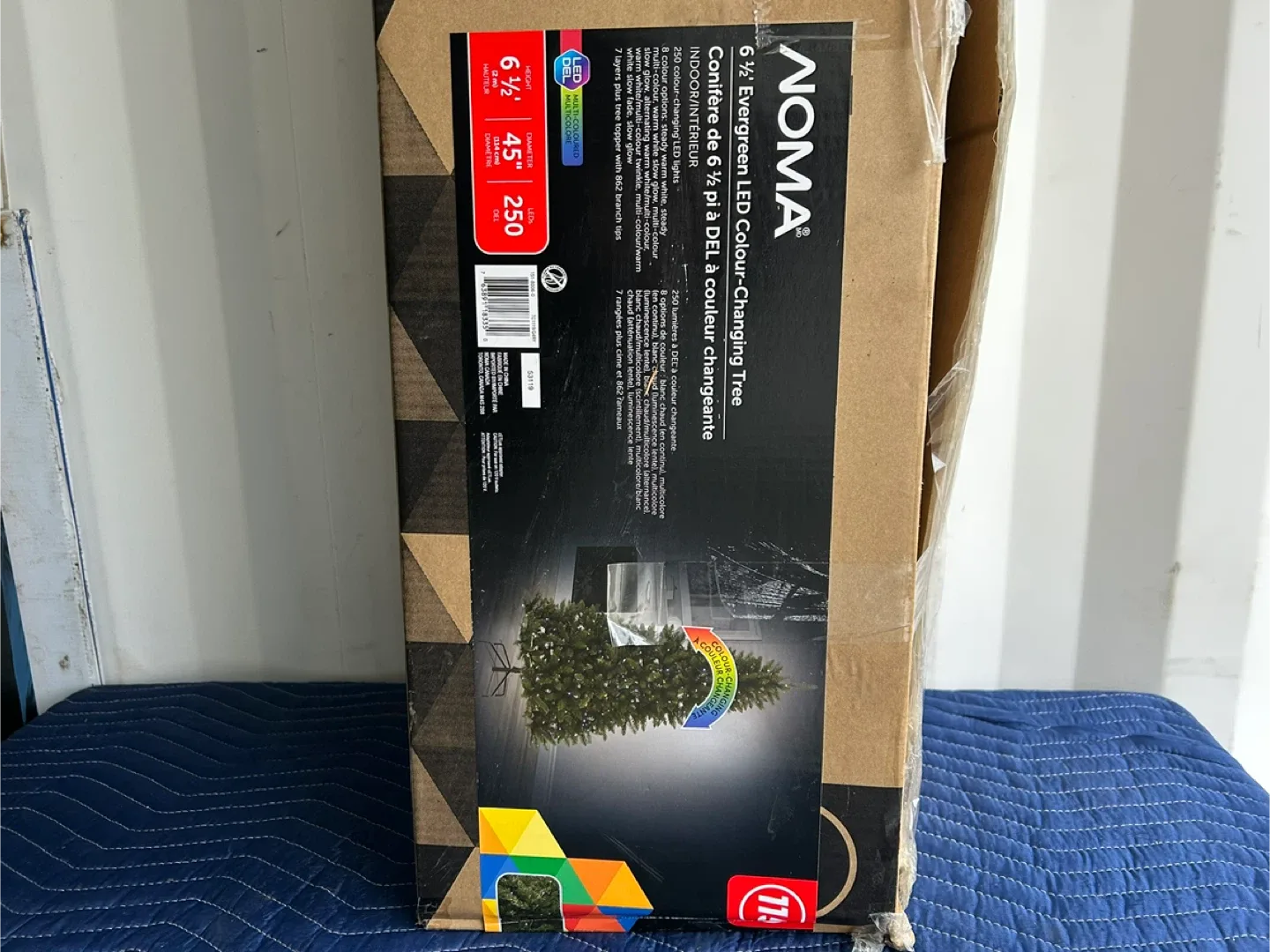 NOMA 6 1/2 ft Evergreen LED Colour Changing Tree