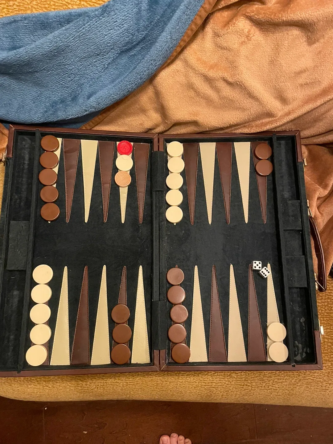 Backgammon Set image indicator(2)