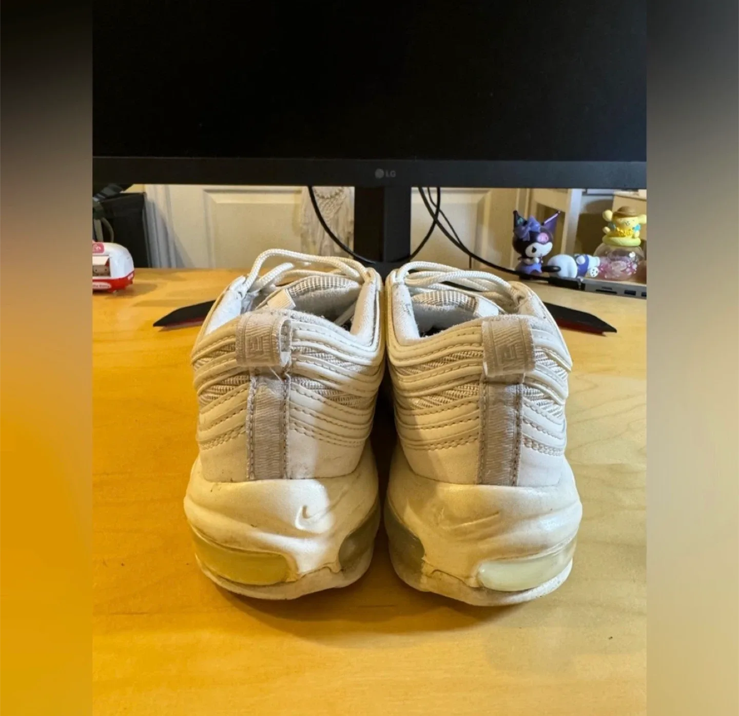 Nike Air Max 97 - Size 8 women’s image indicator(2)