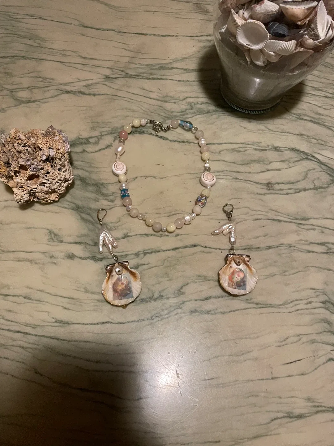 Charlie Beads Pearl & Seashell Necklace & Hand-made Earring Set