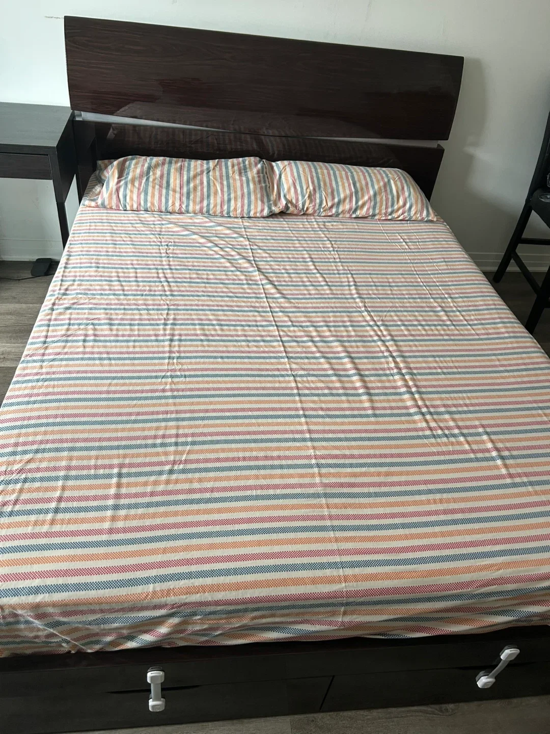 Queen Size Bed Frame with Storage