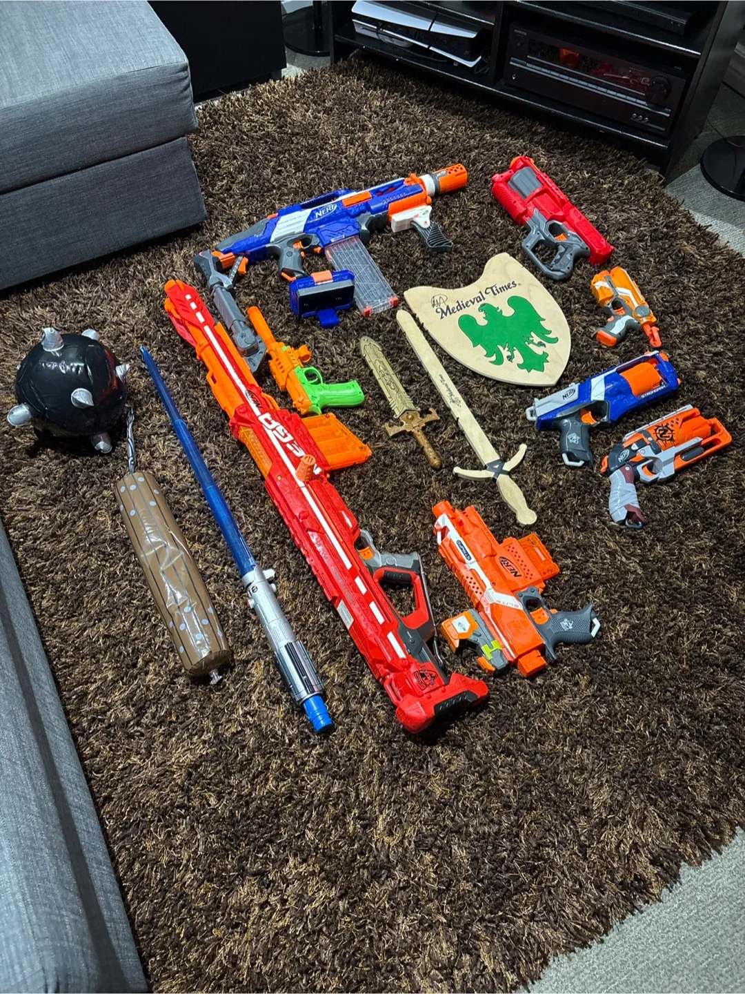 Nerf Blasters & Medieval Times Shield Bundle image indicator(4)