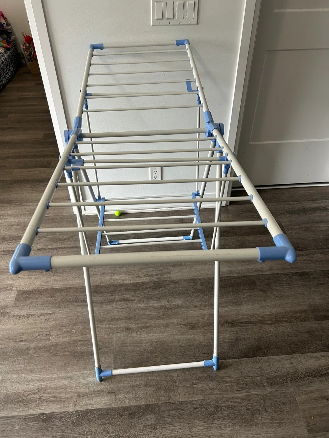 Folding Clothes Drying Rack