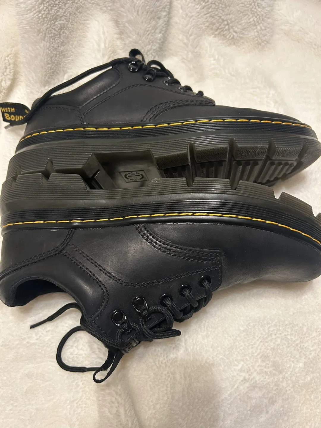 Dr. Martens Black Leather Shoes image indicator(8)