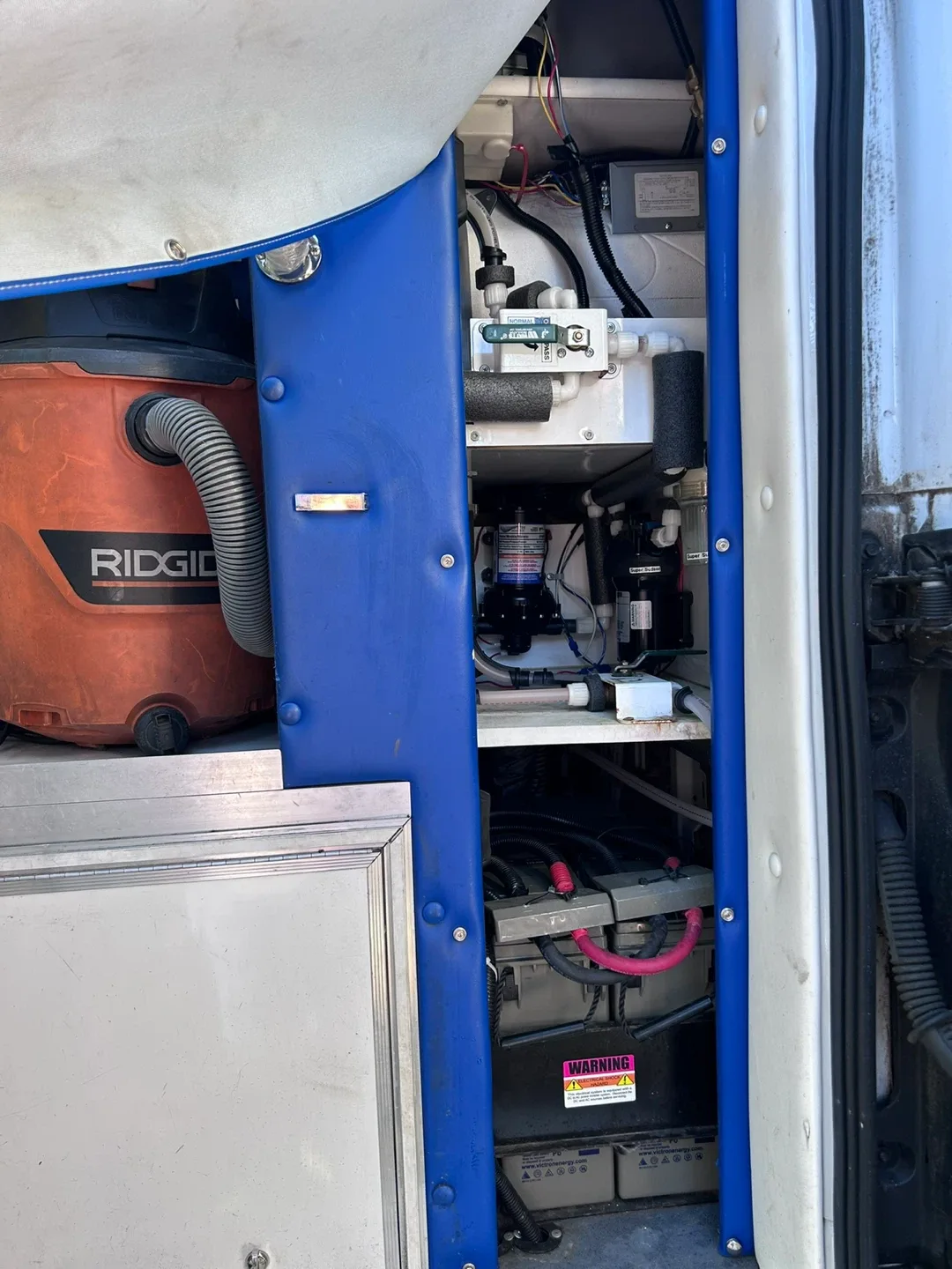 Pet grooming van image indicator(8)