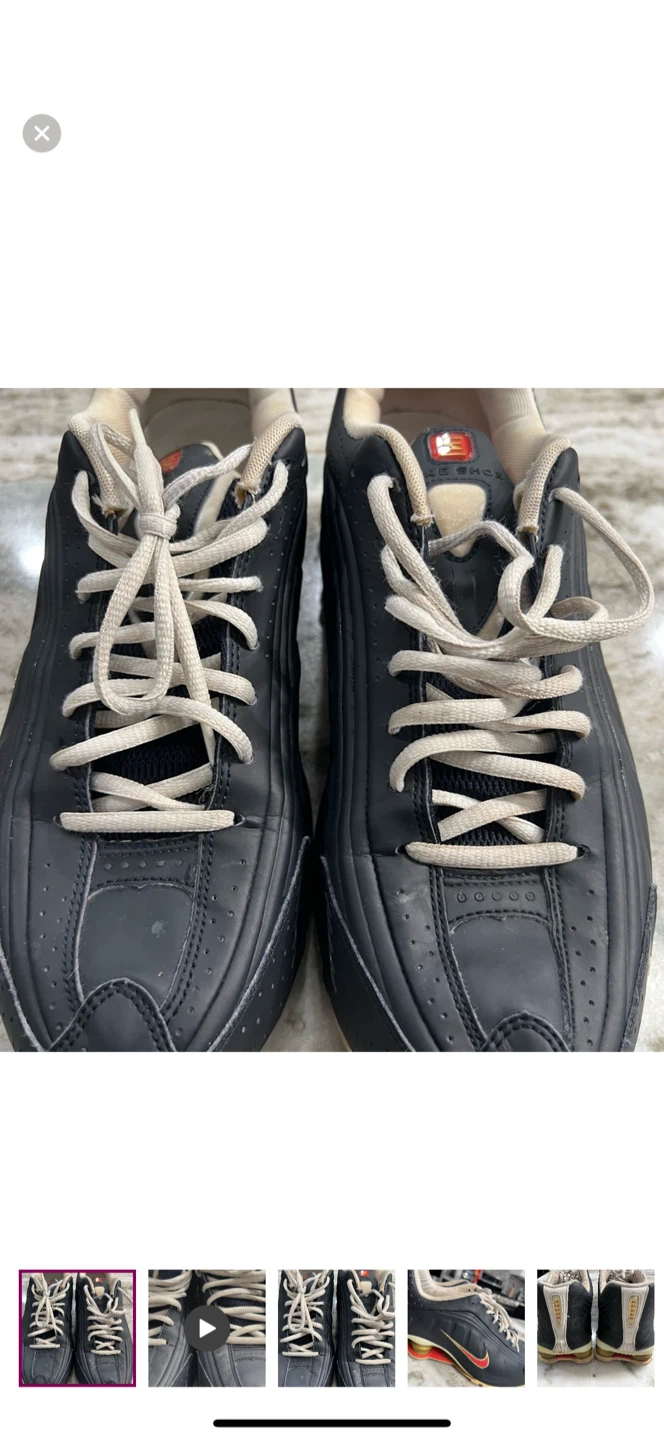 Nike Shox Black/Red Sneakers