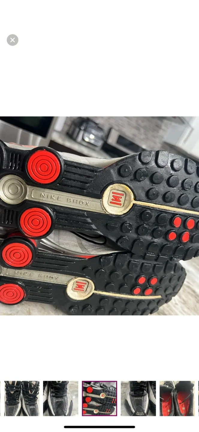 Nike Shox Size 10.5 Men's image indicator(3)