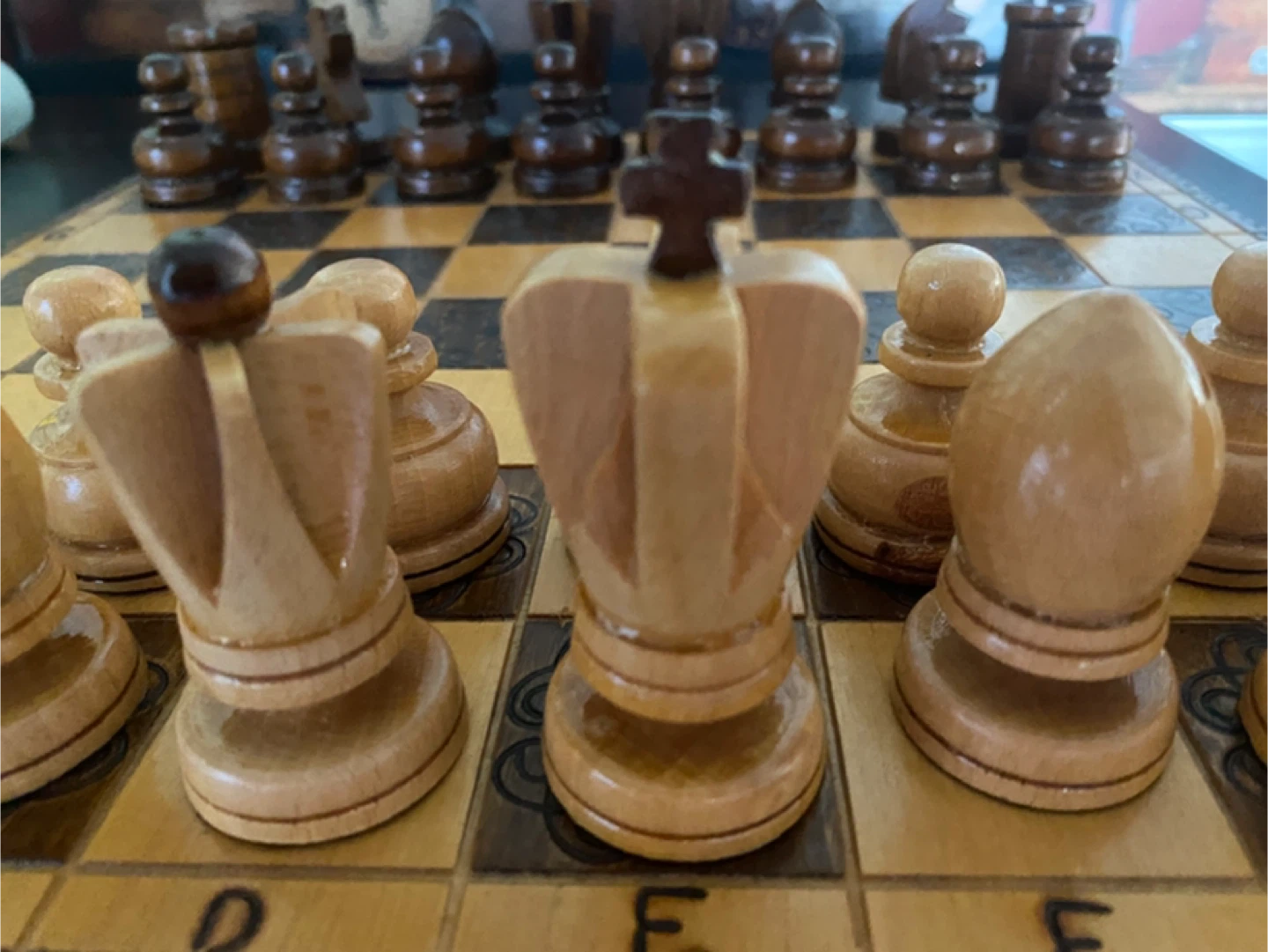 Stunning Vintage Folding Wood Chess Set! - photo 5