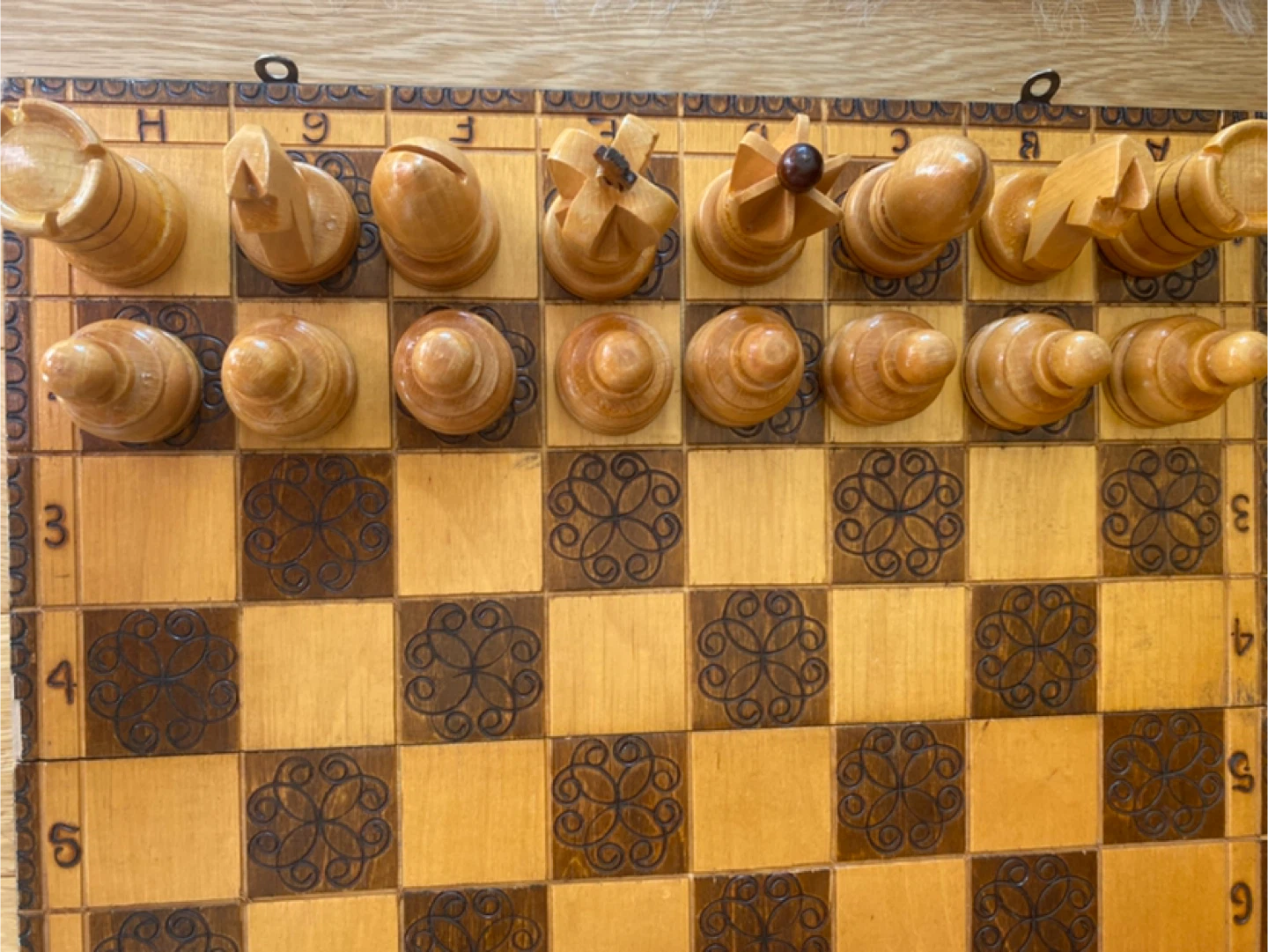 Stunning Vintage Folding Wood Chess Set! - photo 3